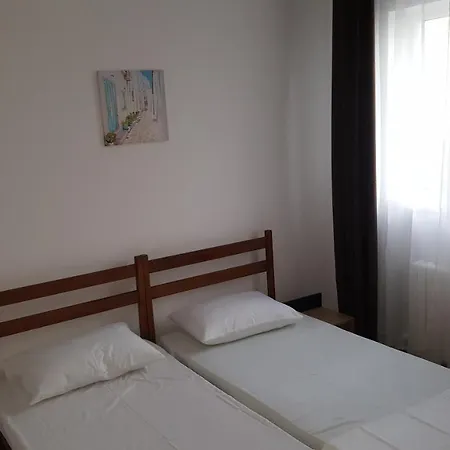 Pensionat Vila Ecoului *