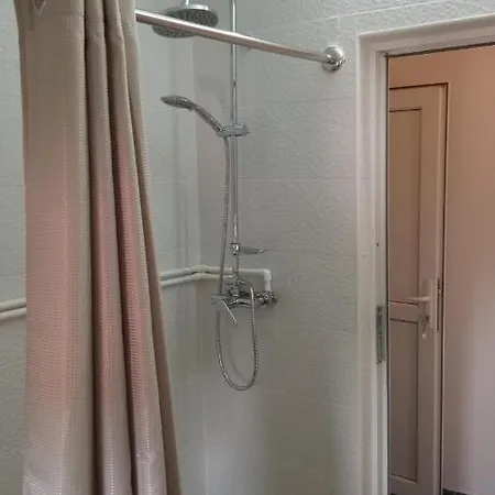 Vila Ecoului Guest house